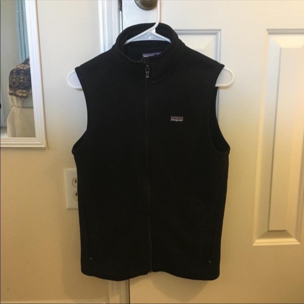 Black better sweater Patagonia vest (M)